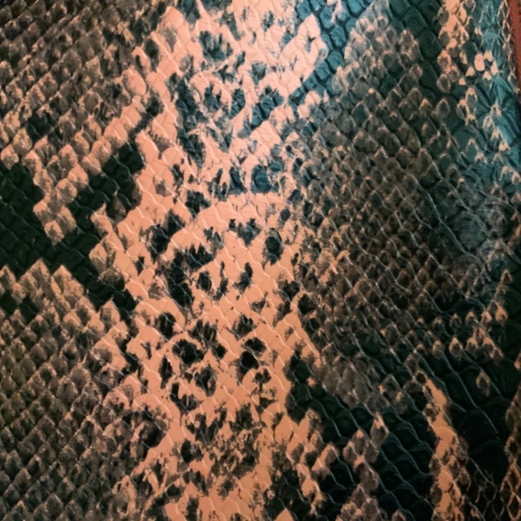 Alice and Olivia Snakeskin Mini Skirt - Picture 3 of 6